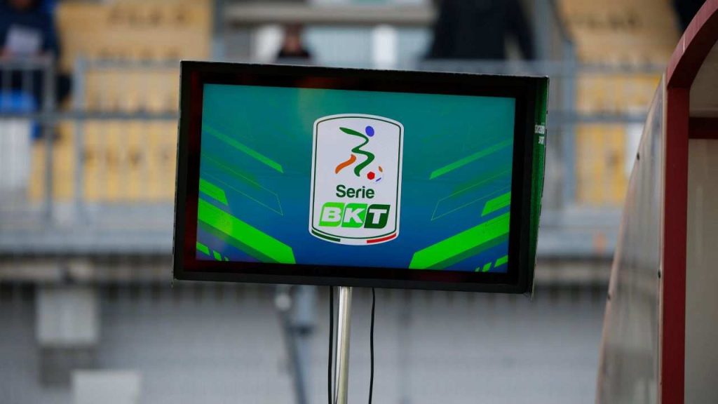 Arriva in Italia il var a chiamata - fonte Lapresse - mondosportivo.it