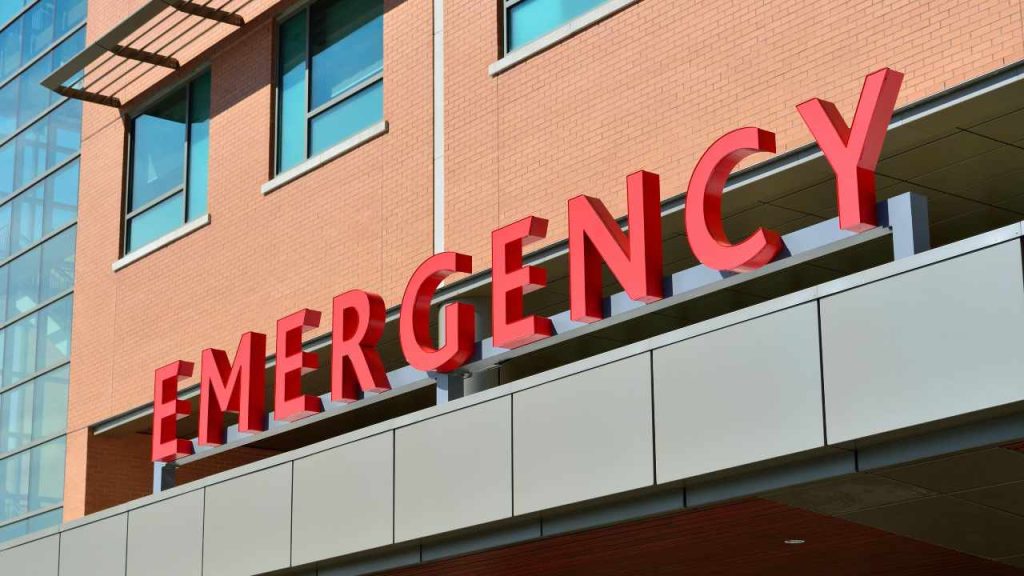 Giocatore in pronto soccorso - fonte Pexels - mondosportivo.it